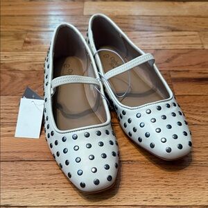 Elegant White Polka Dot Dress Shoes